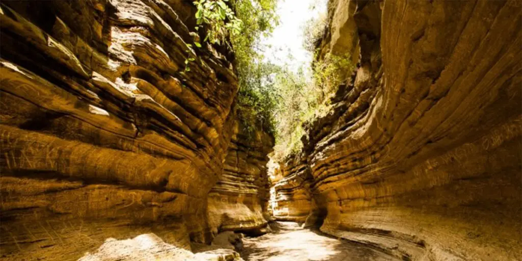 Hell's Gate National Park