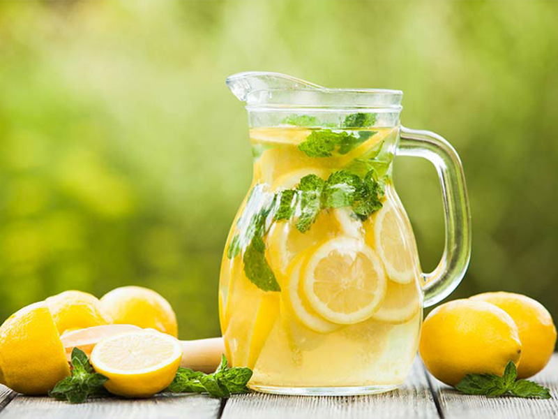 Read more about the article 12 health benefits of lemon water you should know