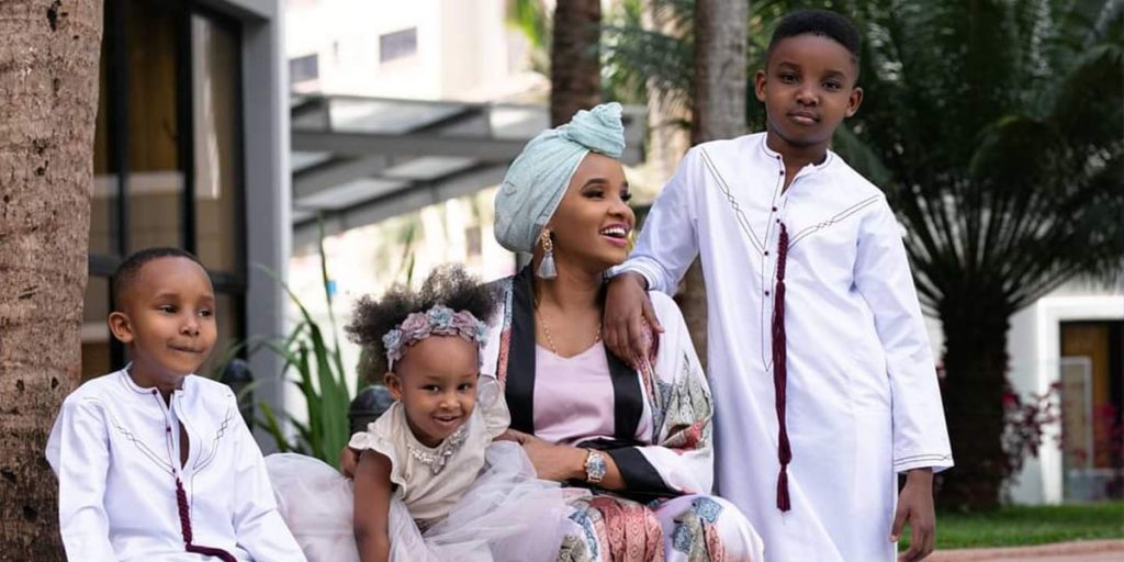 Rashid Abdalla's wife and their three children SRC: @Mpasho