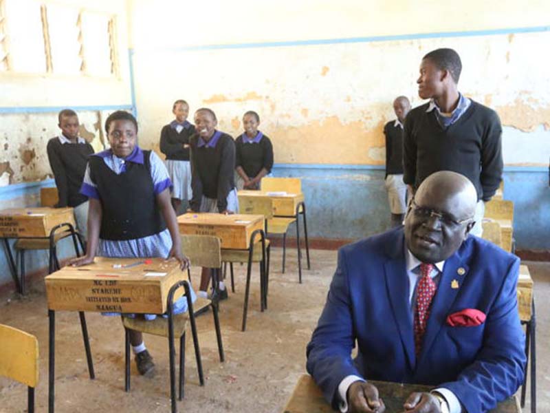 Read more about the article KNEC Officials photocopy KCPE Exam papers for some students