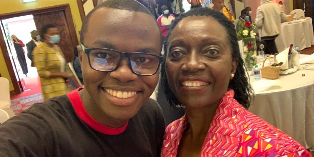 Martha posing for a photo with her son SRC: @Twitter