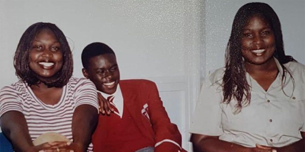 A TBT of Johnson Sakaja with his two sisters SRC: @Twitter