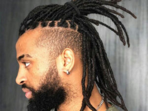 Read more about the article A Kenyan University bans students from dreadlocks, tumbo cuts and miniskirts in its new memo