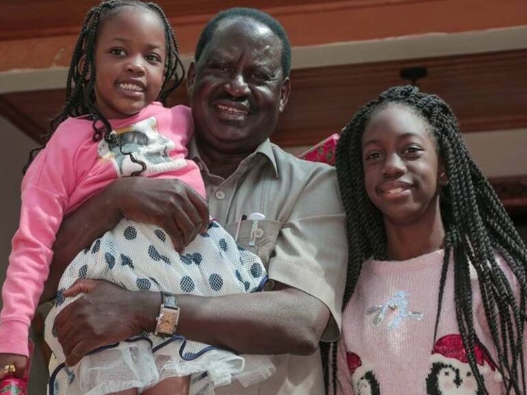 Rosemary Odinga daughters with their grandfather, the late Raila Odinga SRC: @Kenyanmoves