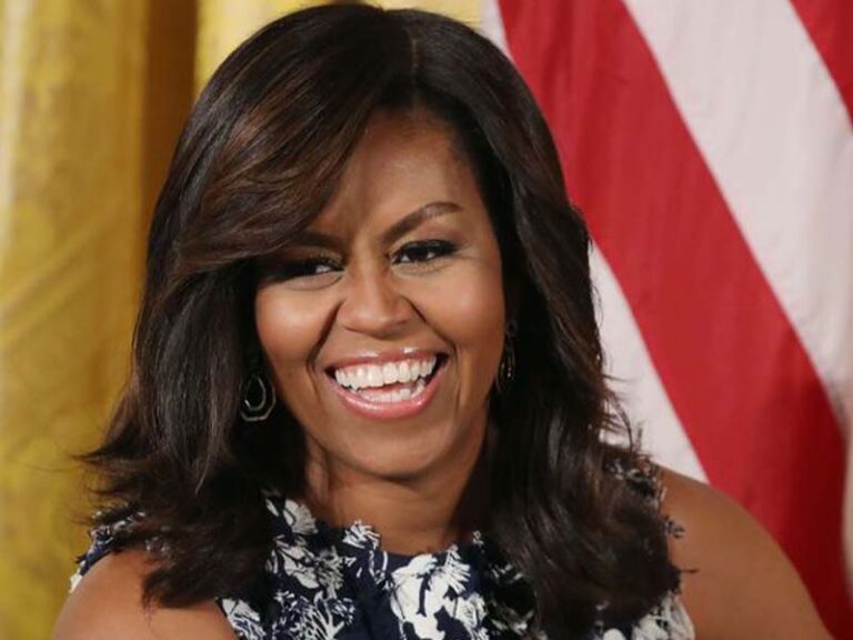 Michelle Obama Net Worth SRC:@Facebook